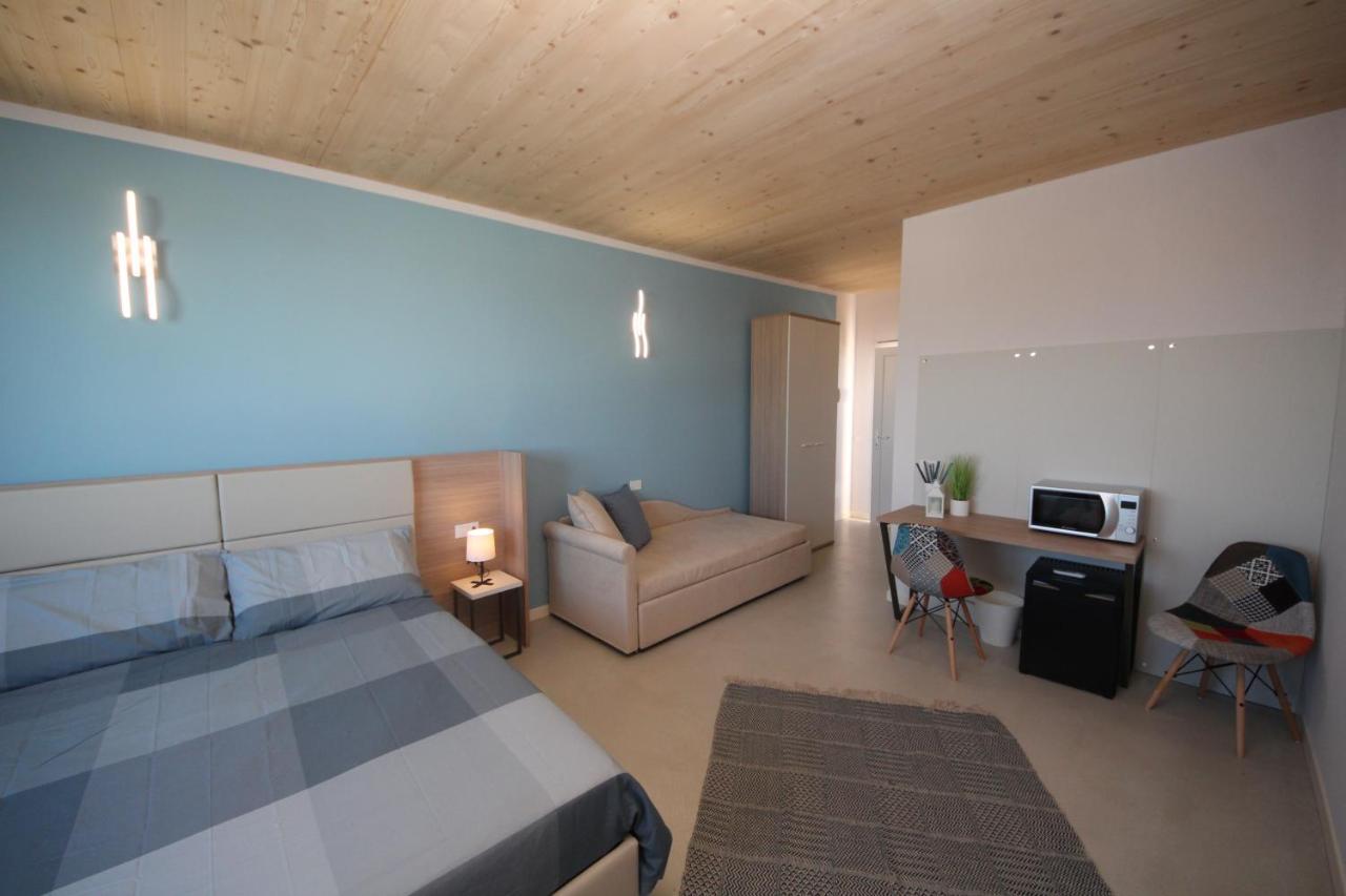 Ohana Holiday Rooms Росолина Маре Екстериор снимка