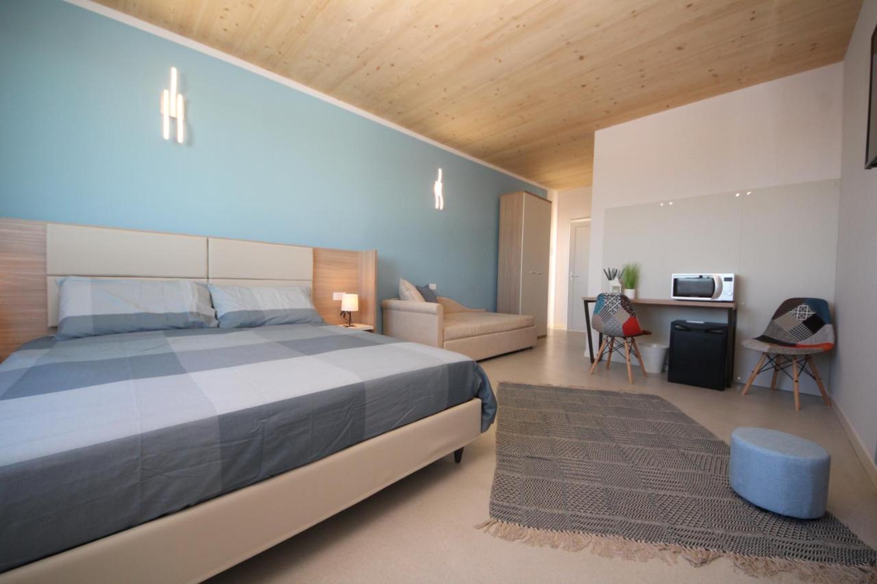 Ohana Holiday Rooms Росолина Маре Екстериор снимка