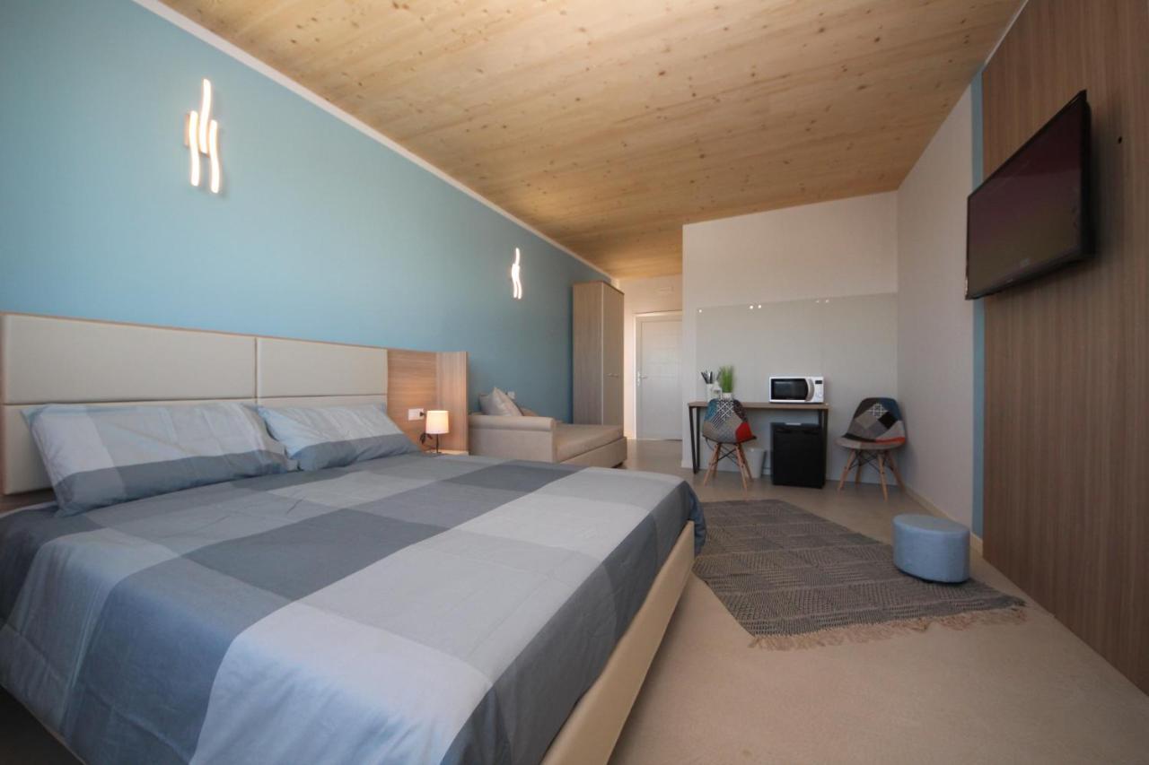 Ohana Holiday Rooms Росолина Маре Екстериор снимка