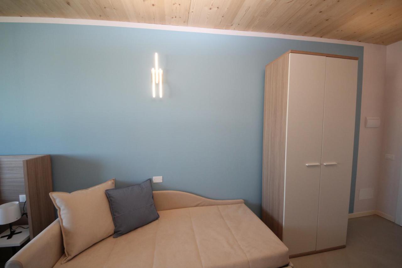 Ohana Holiday Rooms Росолина Маре Екстериор снимка