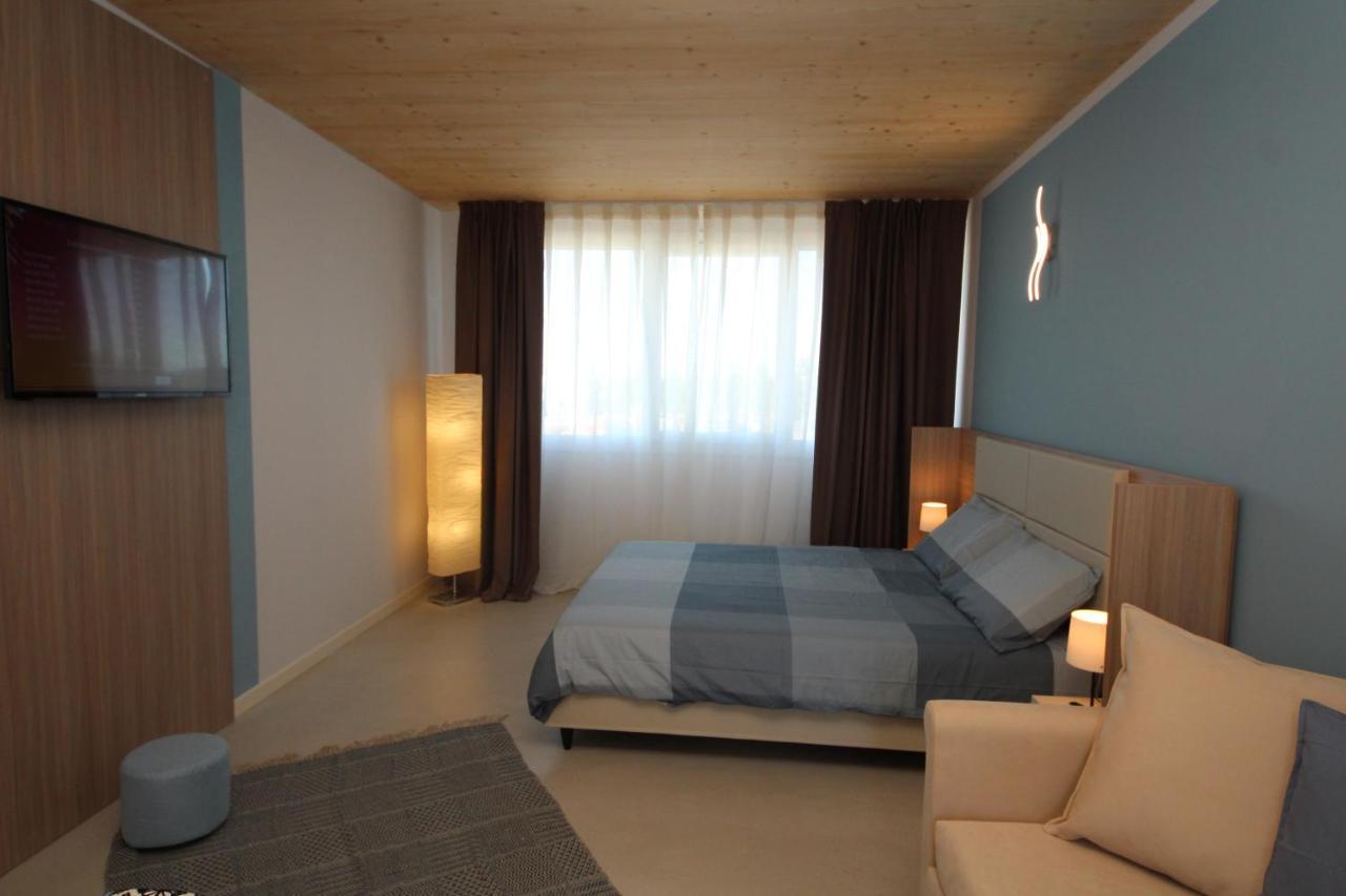 Ohana Holiday Rooms Росолина Маре Екстериор снимка
